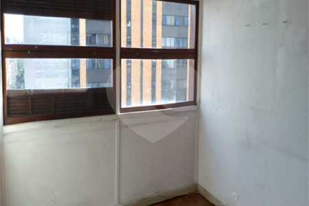 Apartamento à venda com 3 quartos, sendo 1 suíte, em Jardim Paulista, São Paulo, SP