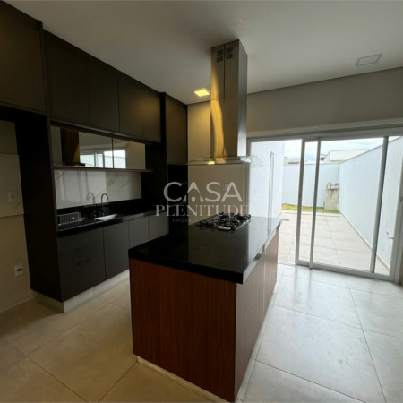 Casa em condomínio à venda com 3 quartos, sendo 1 suíte, em Jardim Residencial Campos do Conde, Sorocaba, SP
