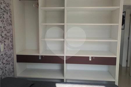 Casa à venda ou para alugar com 4 suítes no condomínio Sambaqui, São Sebastião - SP