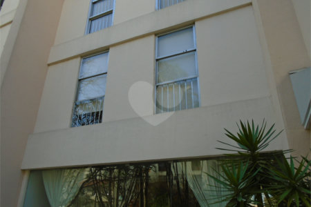 Apartamento à venda com 3 quartos, sendo 1 suíte,  em Brooklin, São Paulo, SP