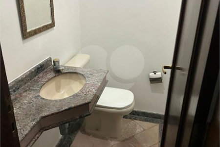 Apartamento para alugar com 4 quartos, sendo 2 suítes,  em Real Parque, São Paulo, SP