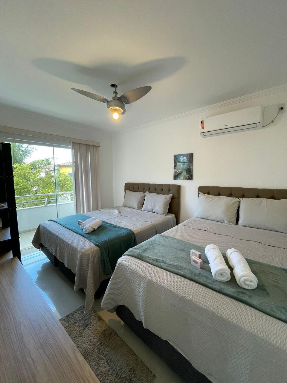Casa à venda com 3 quartos, sendo 1 suíte, em Orla Norte, Porto Seguro - BA