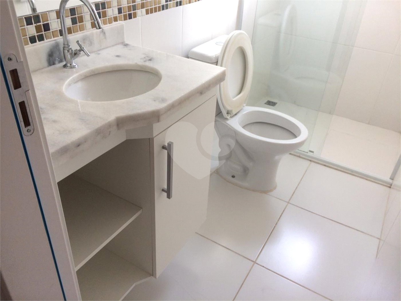 Apartamento à venda com 3 quartos, sendo 1 suíte, em Parque Morumbi, Votorantim, SP
