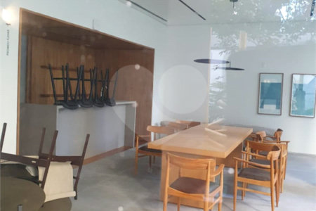 Apartamento à venda com 3 suítes em Cerqueira César, São Paulo, SP