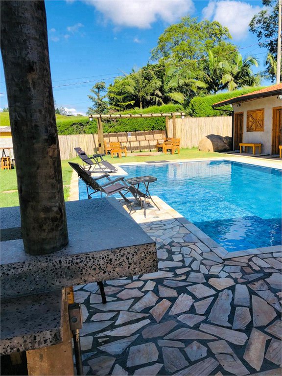 Sítio à venda com 3 suítes em Vila Darcy Penteado (mailasqui), São Roque, SP