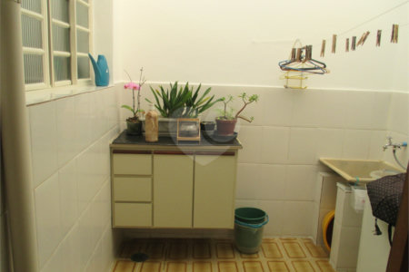 Casa à venda com 2 quartos, sendo 1 suíte, em Mirandópolis, São Paulo, SP