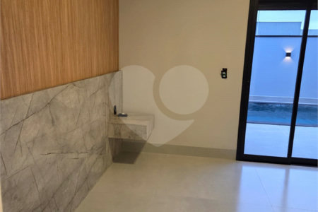Casa à venda com 3 suítes no condomínio Jardim Residencial Dona Maria Candida, Indaiatuba - SP