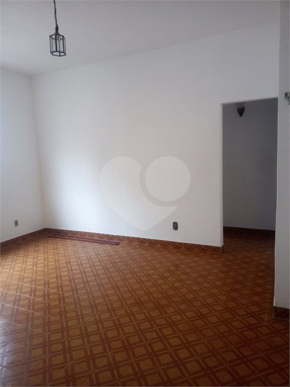 Casa à venda com 2 quartos, sendo 1 suíte, no Centro, Mangaratiba, RJ
