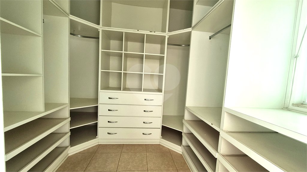 Casa à venda ou para alugar com 3 suítes no condomínio Residencial Villa dos Inglezes, Sorocaba - SP