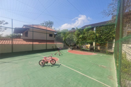 Casa à venda com 2 quartos no condomínio Athenas, Rio de Janeiro - RJ