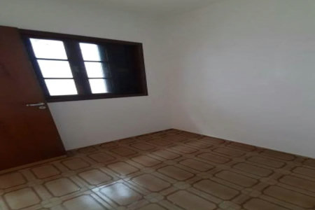 Casa à venda com 3 quartos, sendo 1 suíte, em Rio Pequeno, São Paulo, SP