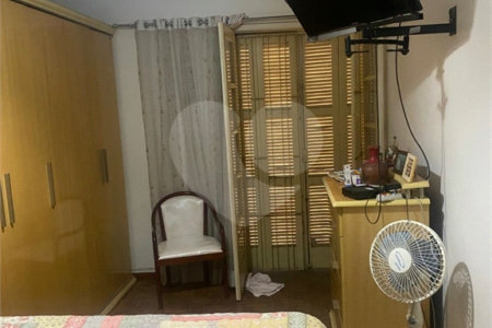 Sobrado à venda ou para alugar com 3 quartos, sendo 1 suíte, em Vila Carrão, São Paulo, SP