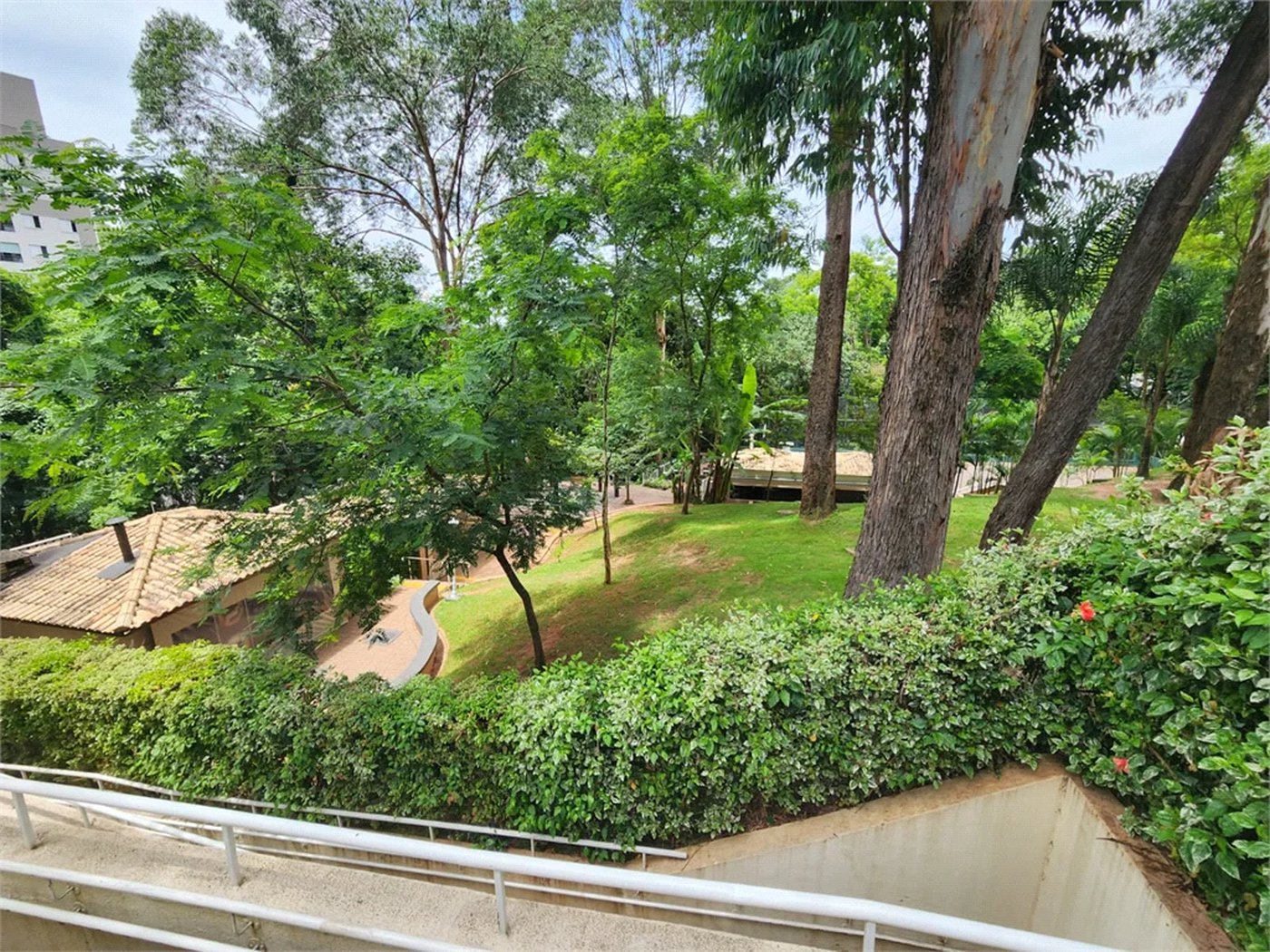 Apartamento à venda com 3 quartos, sendo 2 suítes,  em Jardim Arpoador, São Paulo, SP