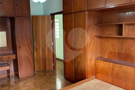 Sobrado para alugar com 3 quartos, sendo 1 suíte, em Vila Gomes Cardim, São Paulo, SP