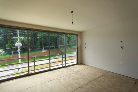 Casa à venda com 4 quartos, sendo 3 suítes,  no condomínio Villa Verde, Jundiaí - SP