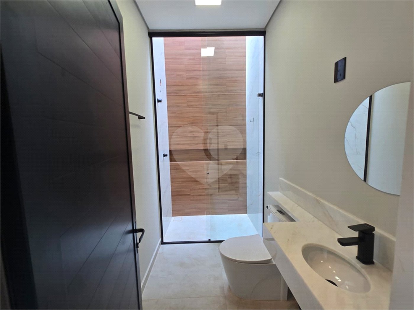 Casa à venda com 2 quartos, sendo 1 suíte,  em Residencial Lago dos Ipês, Itapetininga, SP