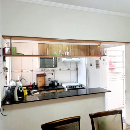 Casa à venda com 3 quartos, sendo 1 suíte,  no condomínio Altos de Poa, Poá - SP
