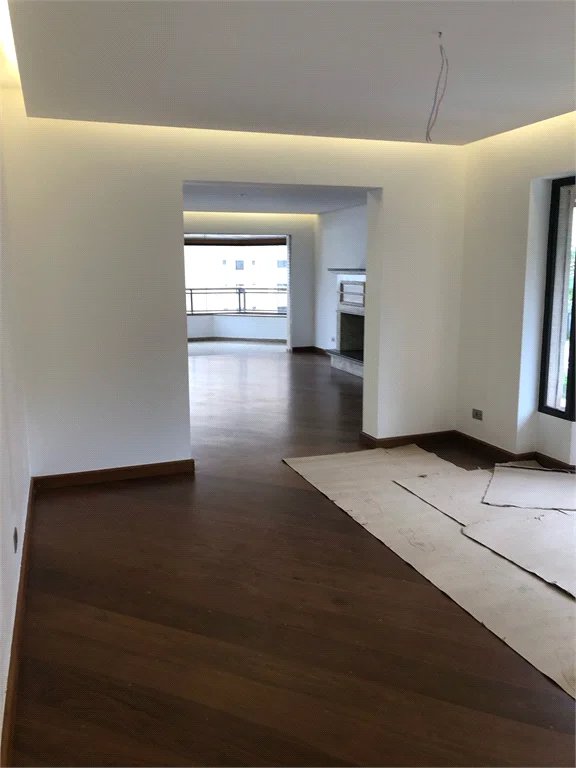 Apartamento à venda com 4 suítes em Vila Suzana, São Paulo, SP