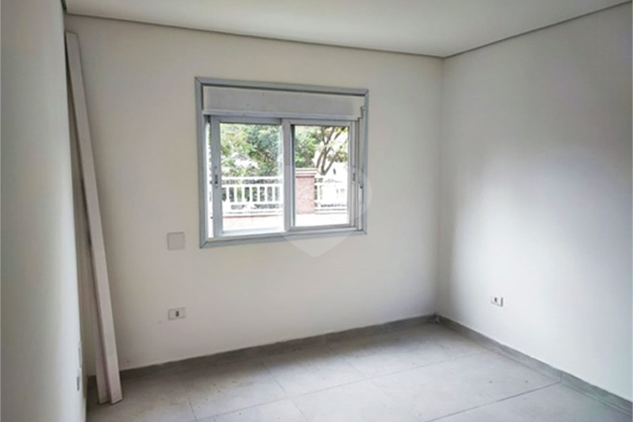 Casa à venda com 3 quartos, sendo 1 suíte,  no condomínio Ouro Verde, Guarulhos - SP