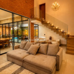 Casa à venda com 4 quartos, sendo 4 suítes, no condomínio Residencial Villa Dumont, Três Lagoas - MS