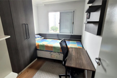 Apartamento à venda com 3 quartos, sendo 1 suíte, no Centro, Osasco, SP