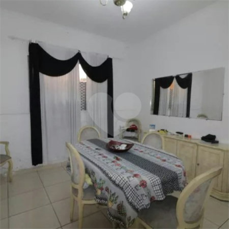 Sobrado à venda com 3 quartos, sendo 1 suíte, em Vila Invernada, São Paulo, SP