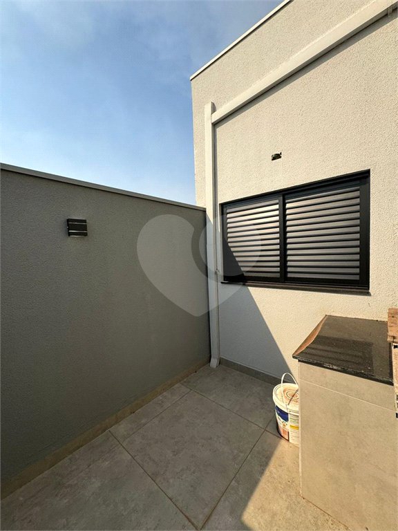 Casa à venda com 3 quartos, sendo 1 suíte, no condomínio Jd. Parque Alvorada, Araraquara - SP