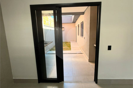 Casa à venda com 3 quartos, sendo 1 suíte, em Jardim Marambaia II, Jundiaí, SP
