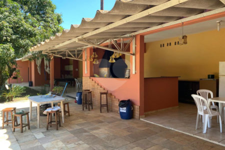 Chácara à venda com 3 quartos, sendo 1 suíte,  em Micai, Salto, SP