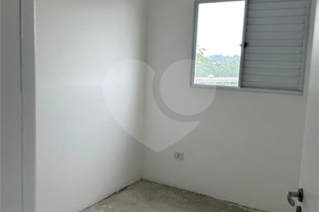 Casa à venda ou para alugar com 2 quartos no condomínio Residencial Caxangá 2, Suzano - SP