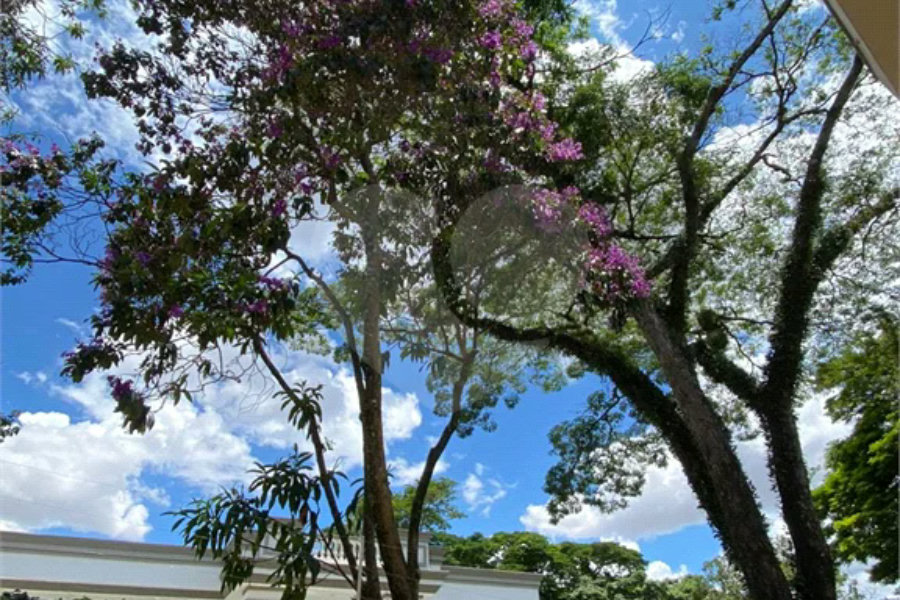 Sobrado à venda com 4 quartos, sendo 1 suíte, em Tremembé, São Paulo, SP