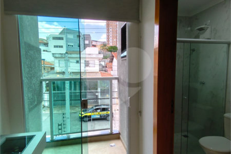 Sobrado à venda com 3 suítes em Vila Nivi, São Paulo, SP