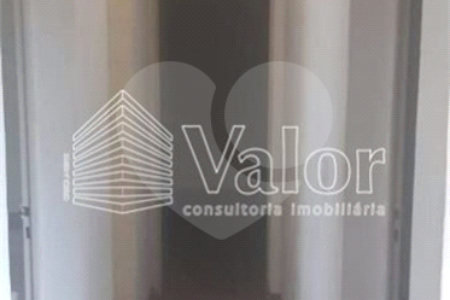 Apartamento no Condomínio Itaipu