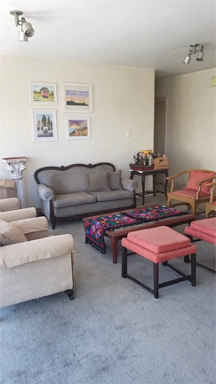 Apartamento à venda com 3 quartos, sendo 1 suíte, em Pinheiros, São Paulo, SP
