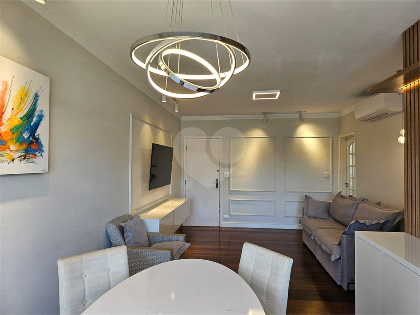 Apartamento à venda com 3 quartos, sendo 1 suíte, em Santo Amaro, São Paulo, SP