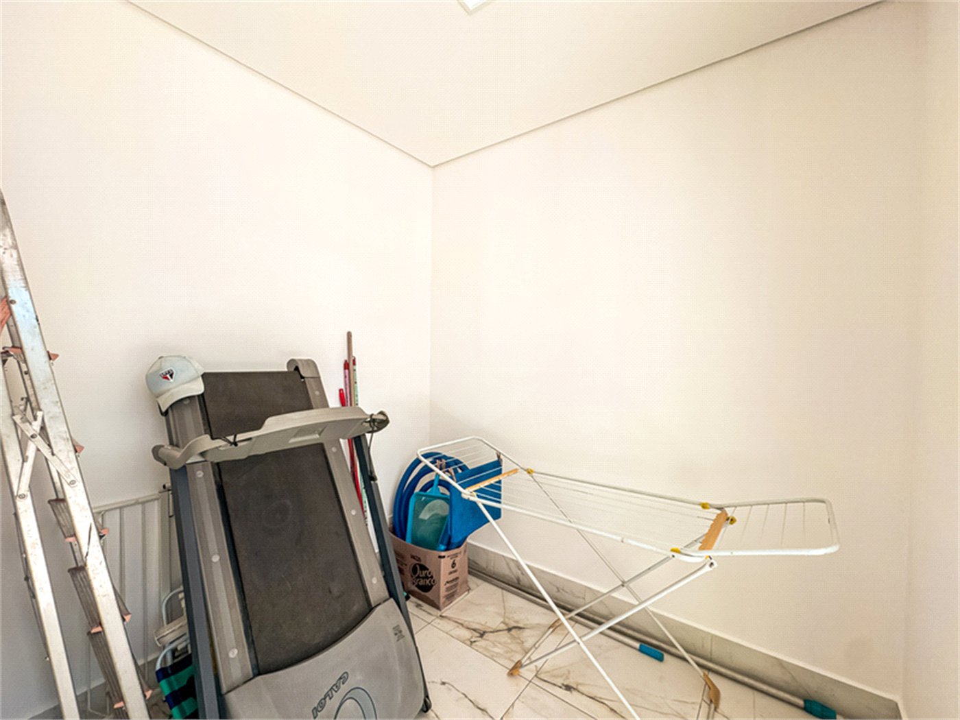 Sobrado à venda em Itupeva – 421,80 m² de terreno – 254,28 m² de área construída – 3 dormitórios – 4 banheiros – 4 vagas de garagem
