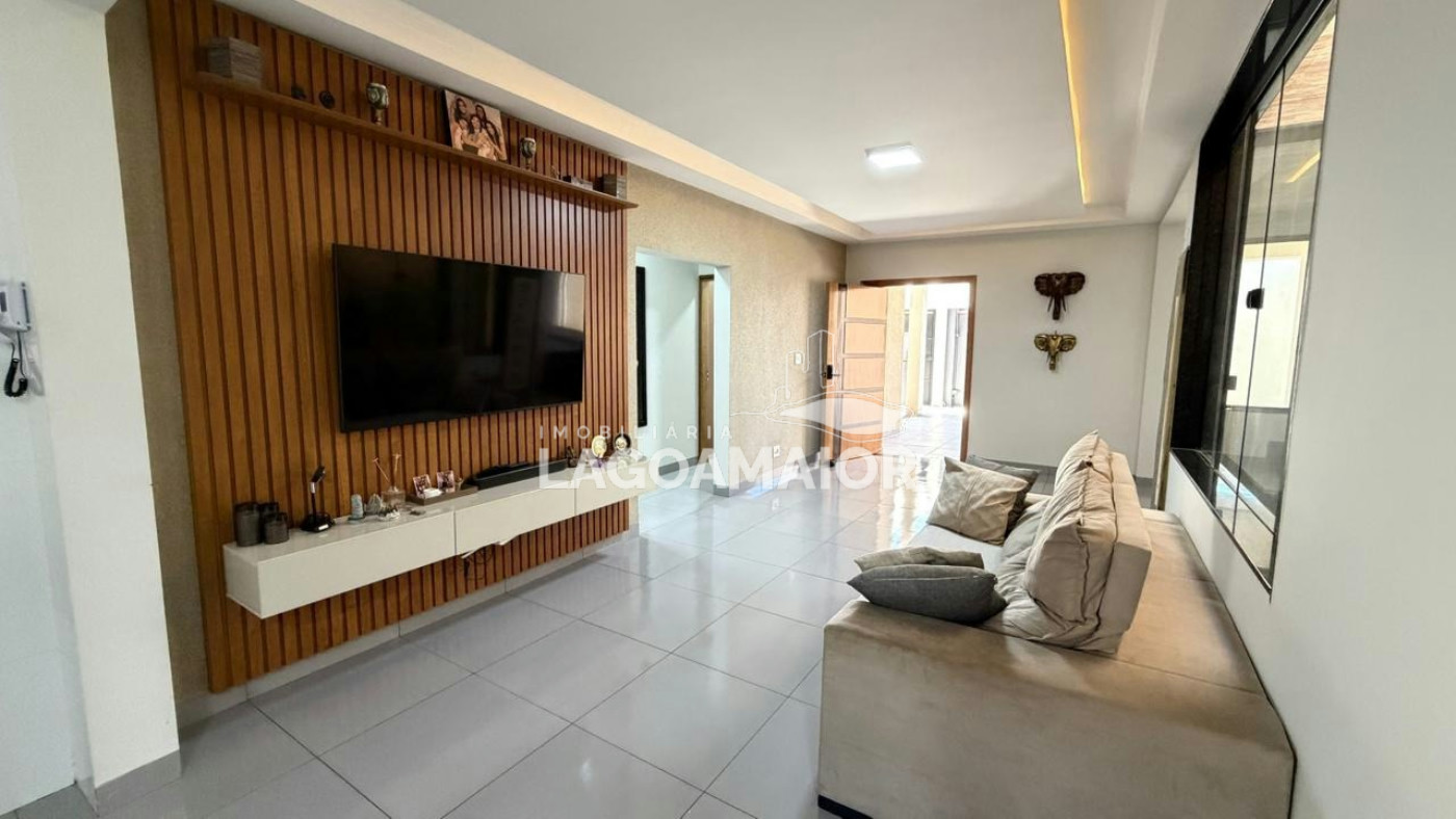 Casa à venda com 3 suítes em Jardim dos Ipes, Três Lagoas, MS