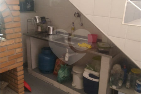 Sobrado à venda com 3 quartos, sendo 1 suíte, em Vila Gustavo, São Paulo, SP