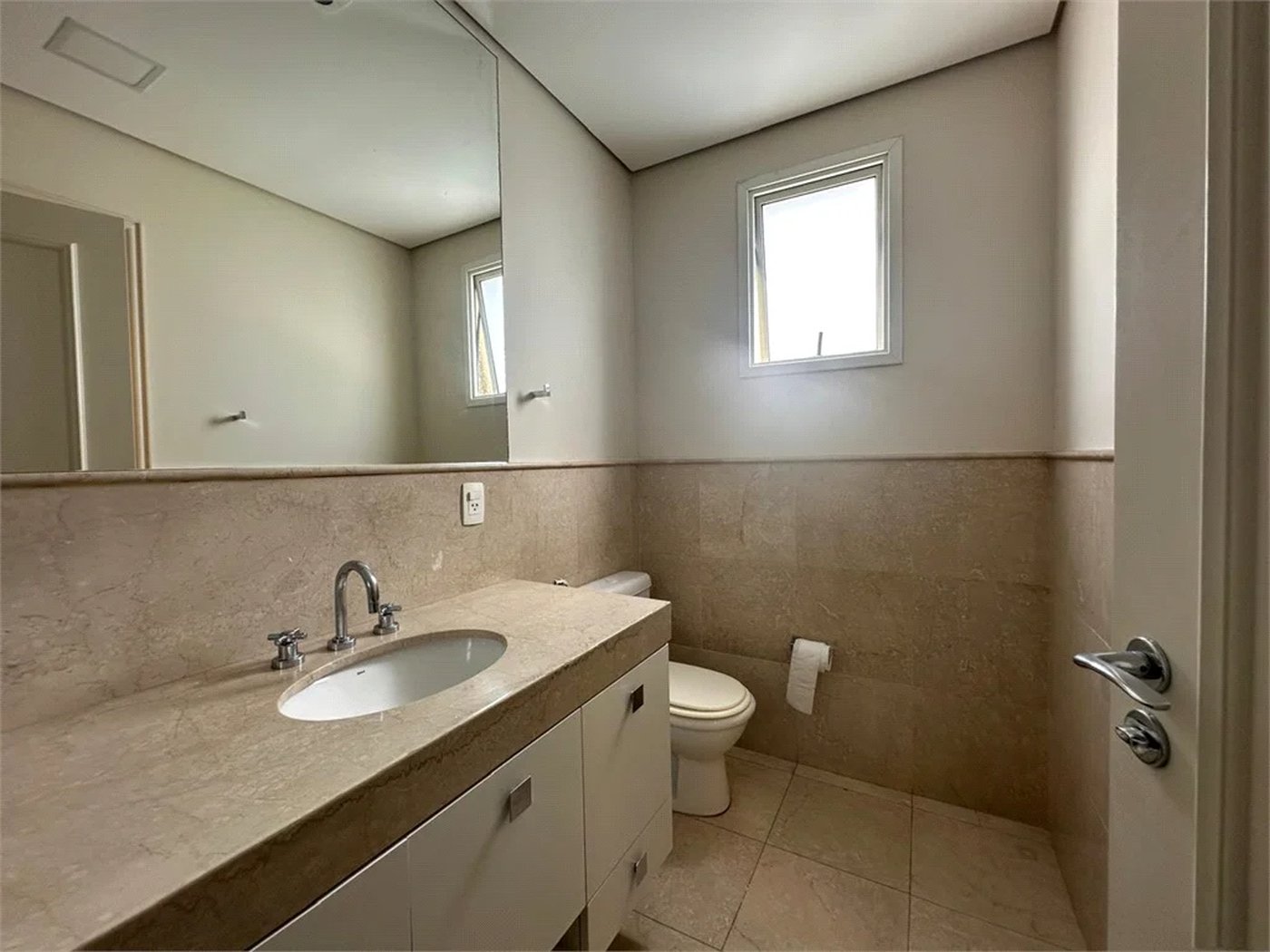 Apartamento para alugar com 4 suítes em Jardim Fonte do Morumbi, São Paulo, SP
