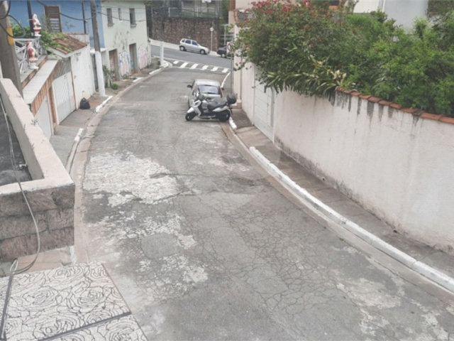 Sobrado à venda com 6 quartos, sendo 2 suítes,  em Santana, São Paulo, SP