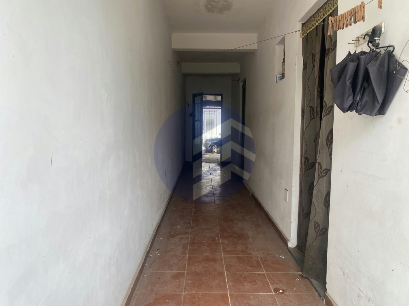 Casa à venda com 2 quartos em Jardim Alvorada, oportunidade para investidor
