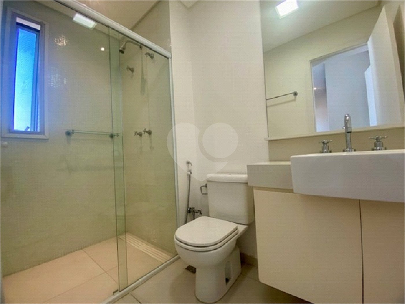 Apartamento à venda ou para alugar com 2 suítes em Itaim Bibi, São Paulo, SP