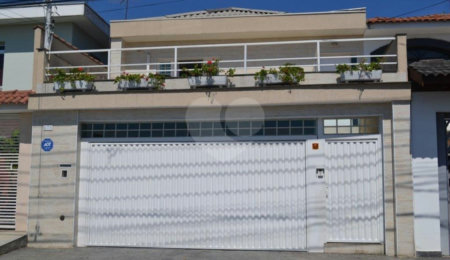 Sobrado à venda com 3 quartos, sendo 1 suíte,  em Tremembé, São Paulo, SP