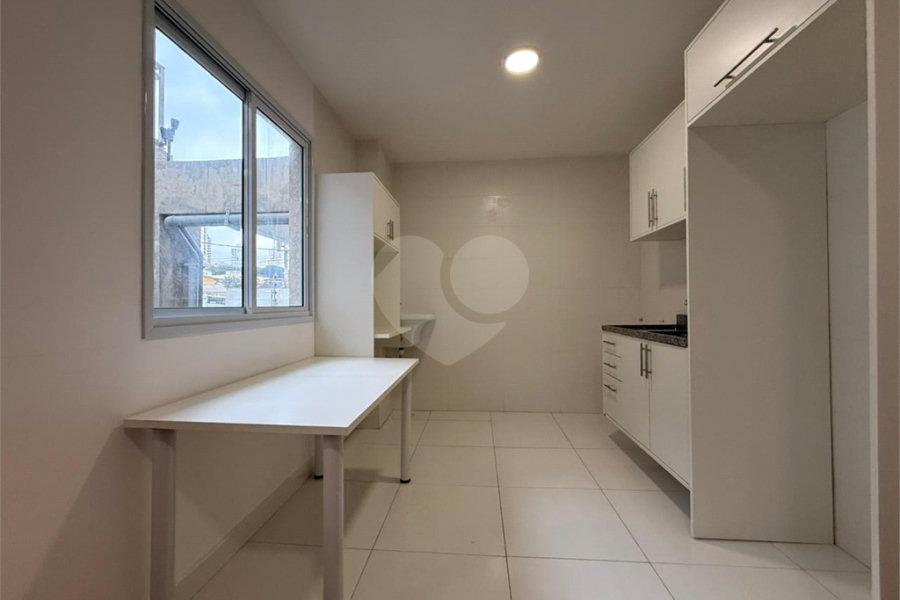 Casa à venda com 2 quartos no condomínio Severa, São Paulo - SP