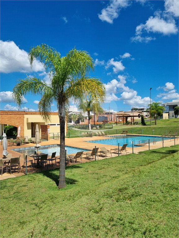 Terreno à venda em Residencial Village Damha III, Araraquara, SP