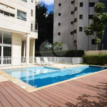 Apartamento à venda com 3 suítes em Vila Andrade, São Paulo, SP