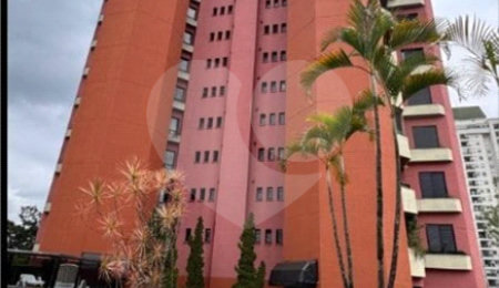 Apartamento à venda ou para alugar com 3 quartos, sendo 1 suíte,  em Vila Andrade, São Paulo, SP