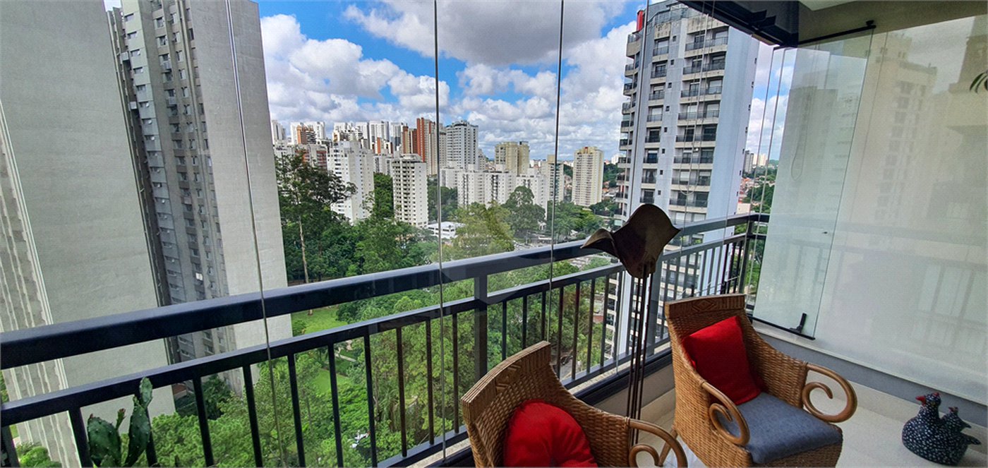 Apartamento à venda com 3 suítes em Morumbi, São Paulo, SP