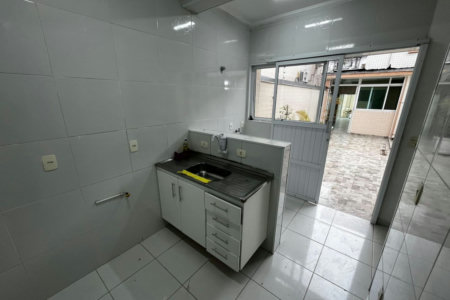Sobrado com 3 dormitórios à venda, 152 m² por R$ 1.700.000,00 - Embaré - Santos/SP