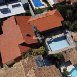 Casa à venda com 4 suítes em Vila Petrópolis, Atibaia, SP